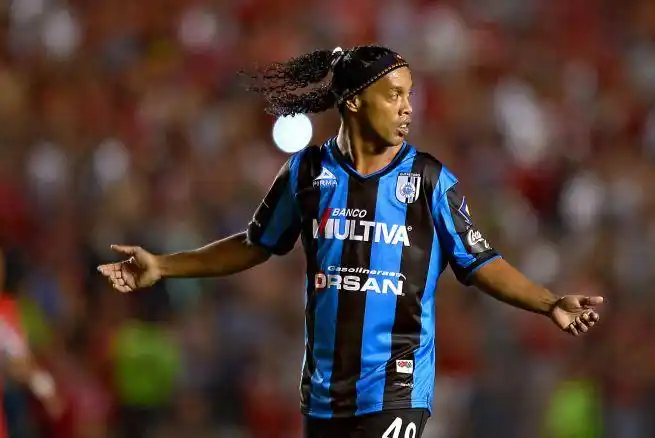 他的牵头将 他的牵头将