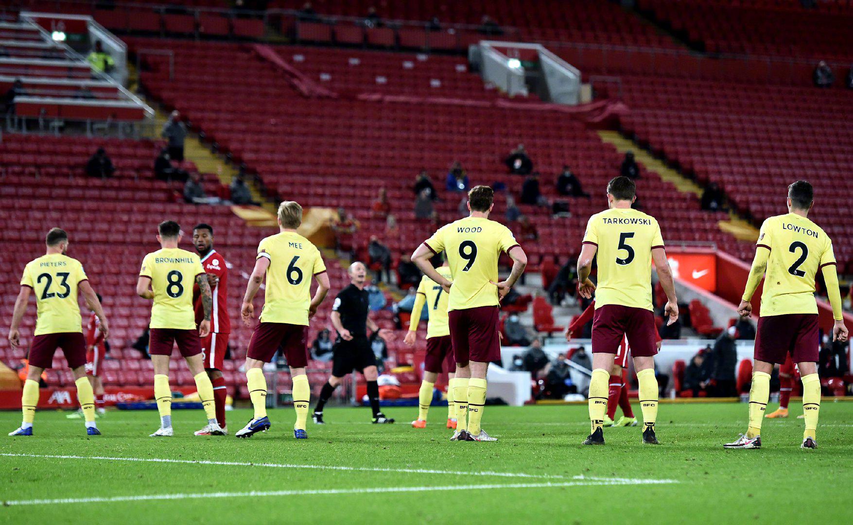 使团队在比 使团队在比